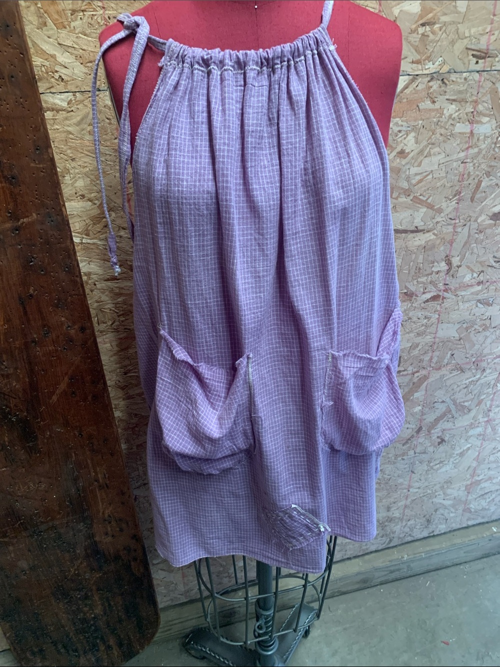 Halter top w/floppy pockets
